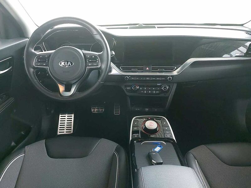 Kia Niro NIRO EV 64 KWH SPIRIT 3-PHASEN AHK