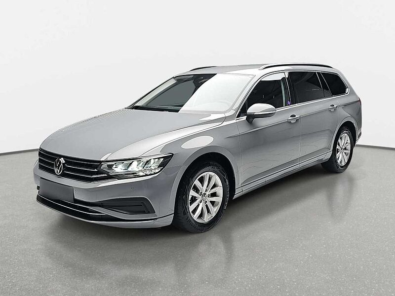 Volkswagen Passat Variant PASSAT VARIANT 1.5 TSI DSG STYLE LED ACC LANE WINT